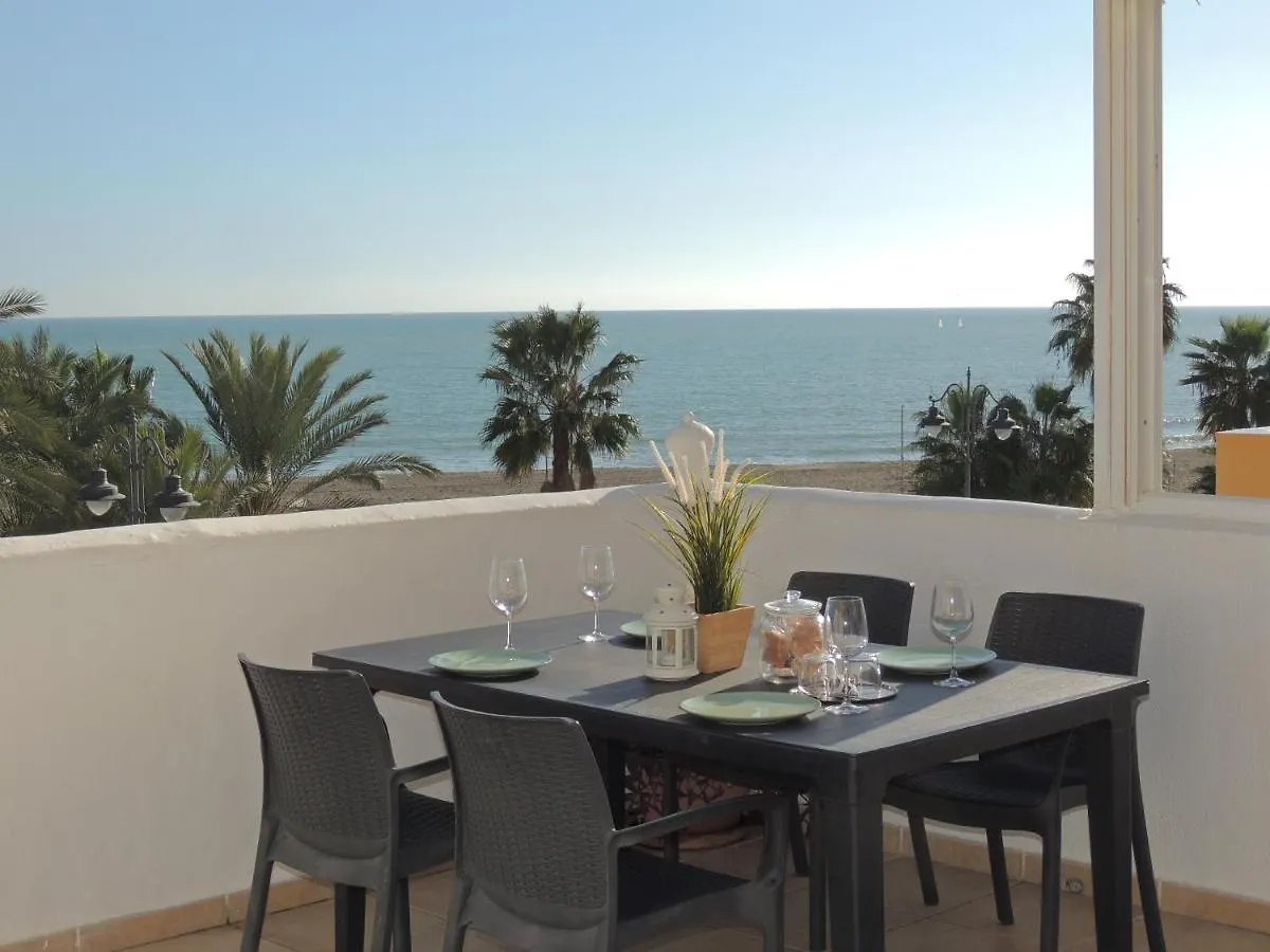 Apartment Ole Playa 5A Beach Front - A Pie De Playa, Sea Views - Vistas Al Mar, Puerto Marina Benalmadena