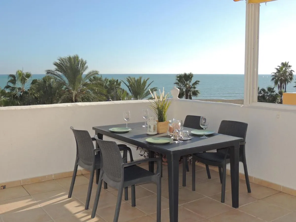 Ole Playa 5A Beach Front - A Pie De Playa, Sea Views - Vistas Al Mar, Puerto Marina Benalmadena 0*,