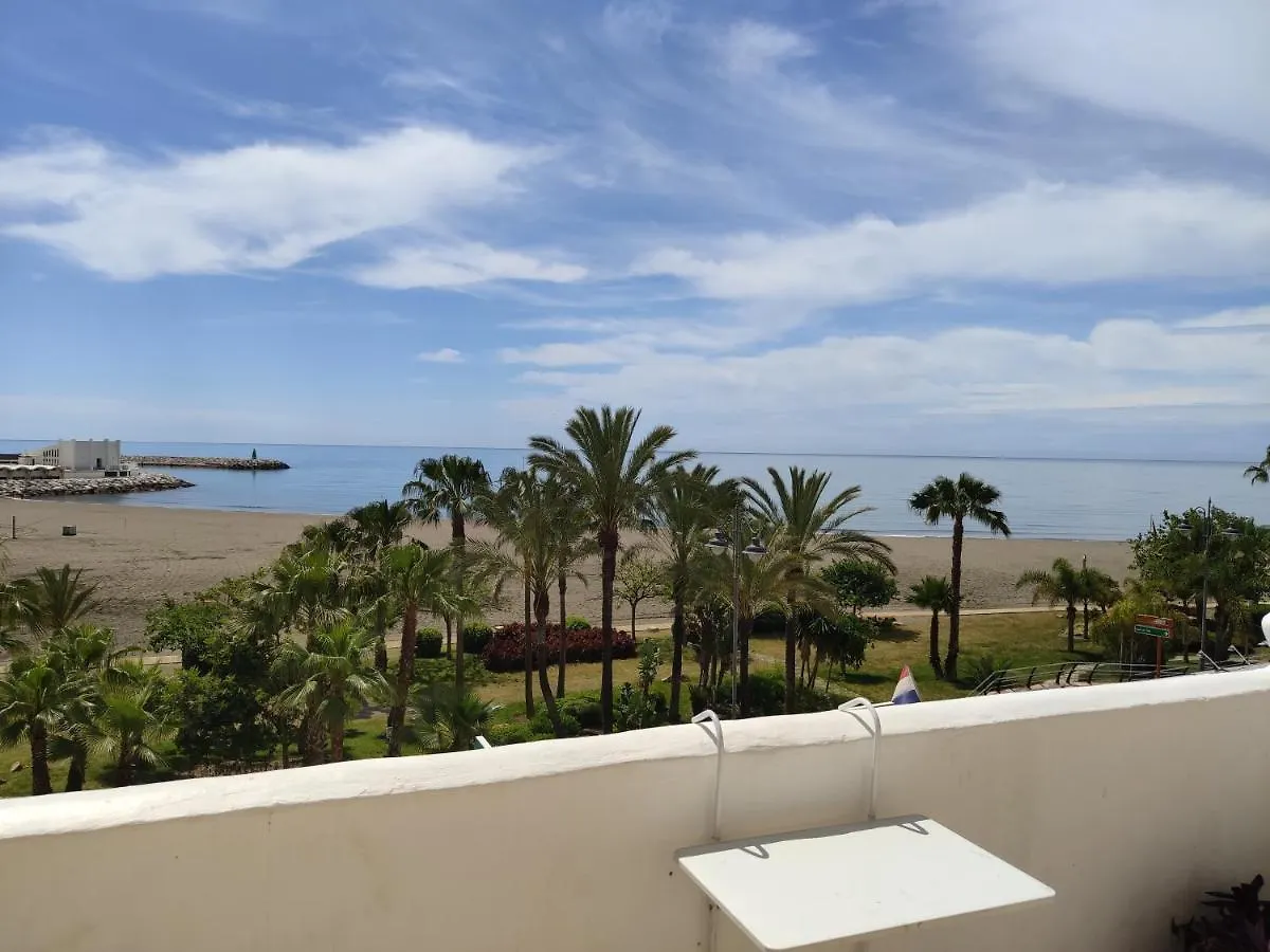 Apartment Ole Playa 5A Beach Front - A Pie De Playa, Sea Views - Vistas Al Mar, Puerto Marina Benalmadena
